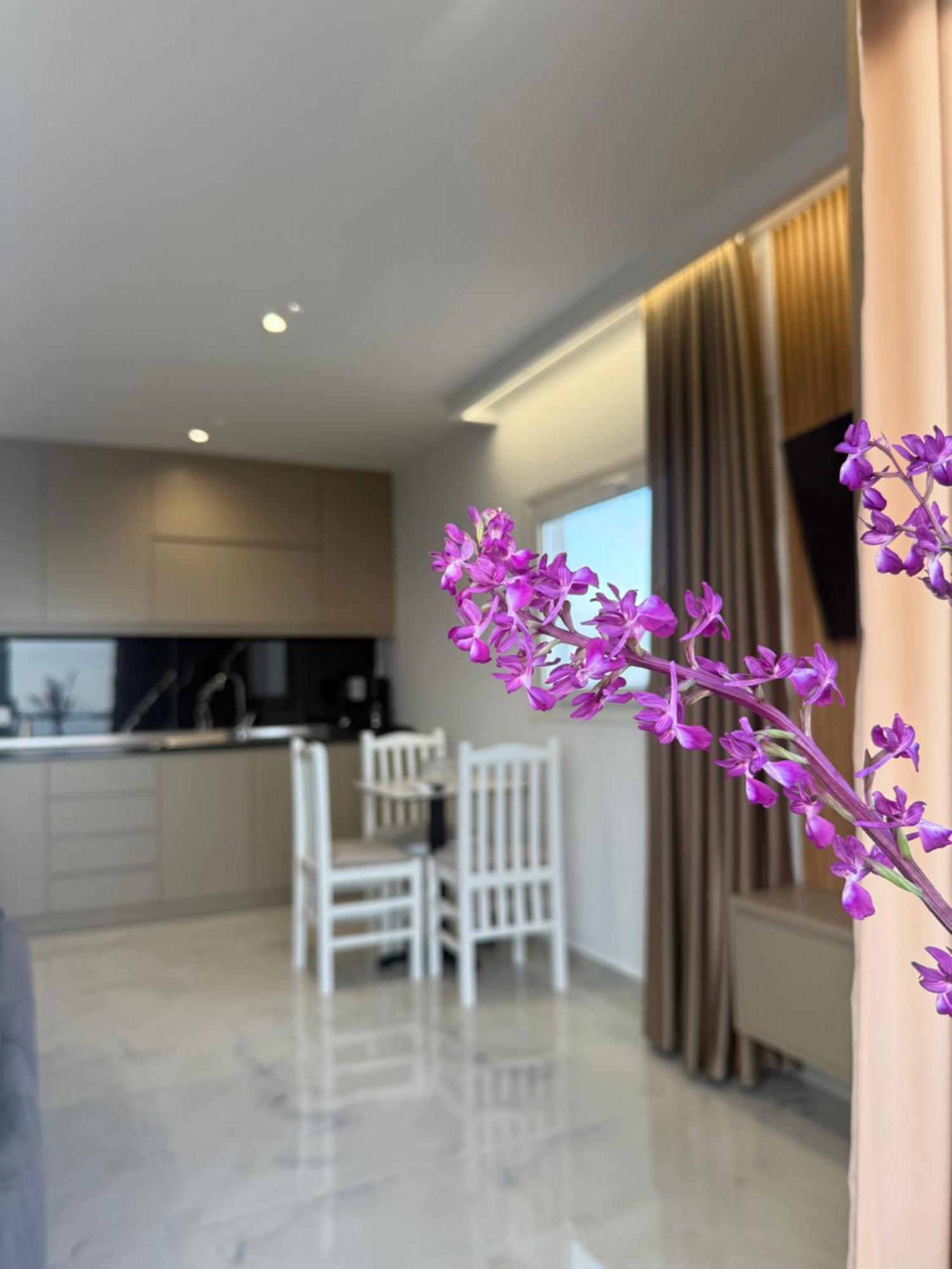 Eri Apartment Durres