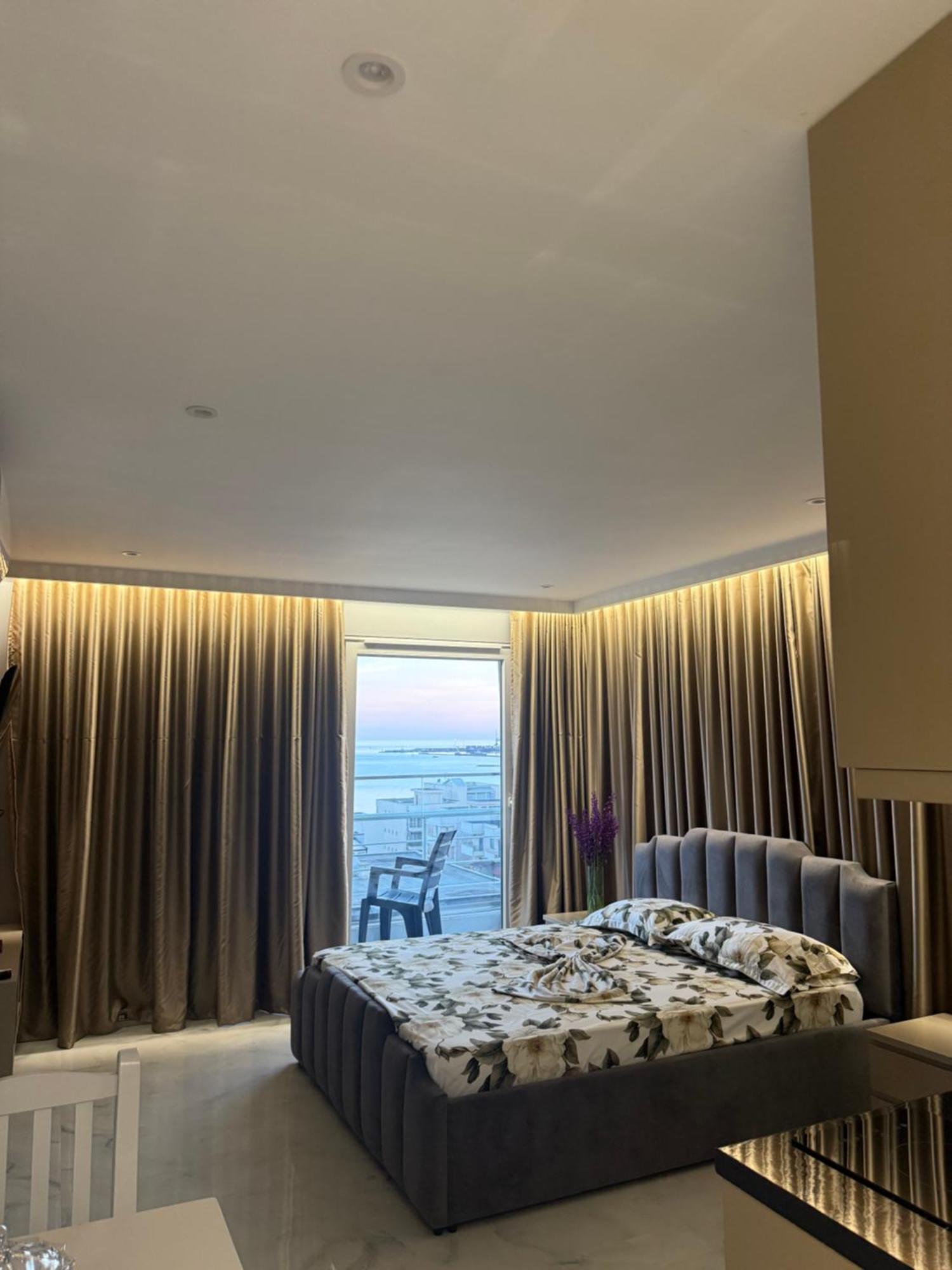 Eri Apartment *