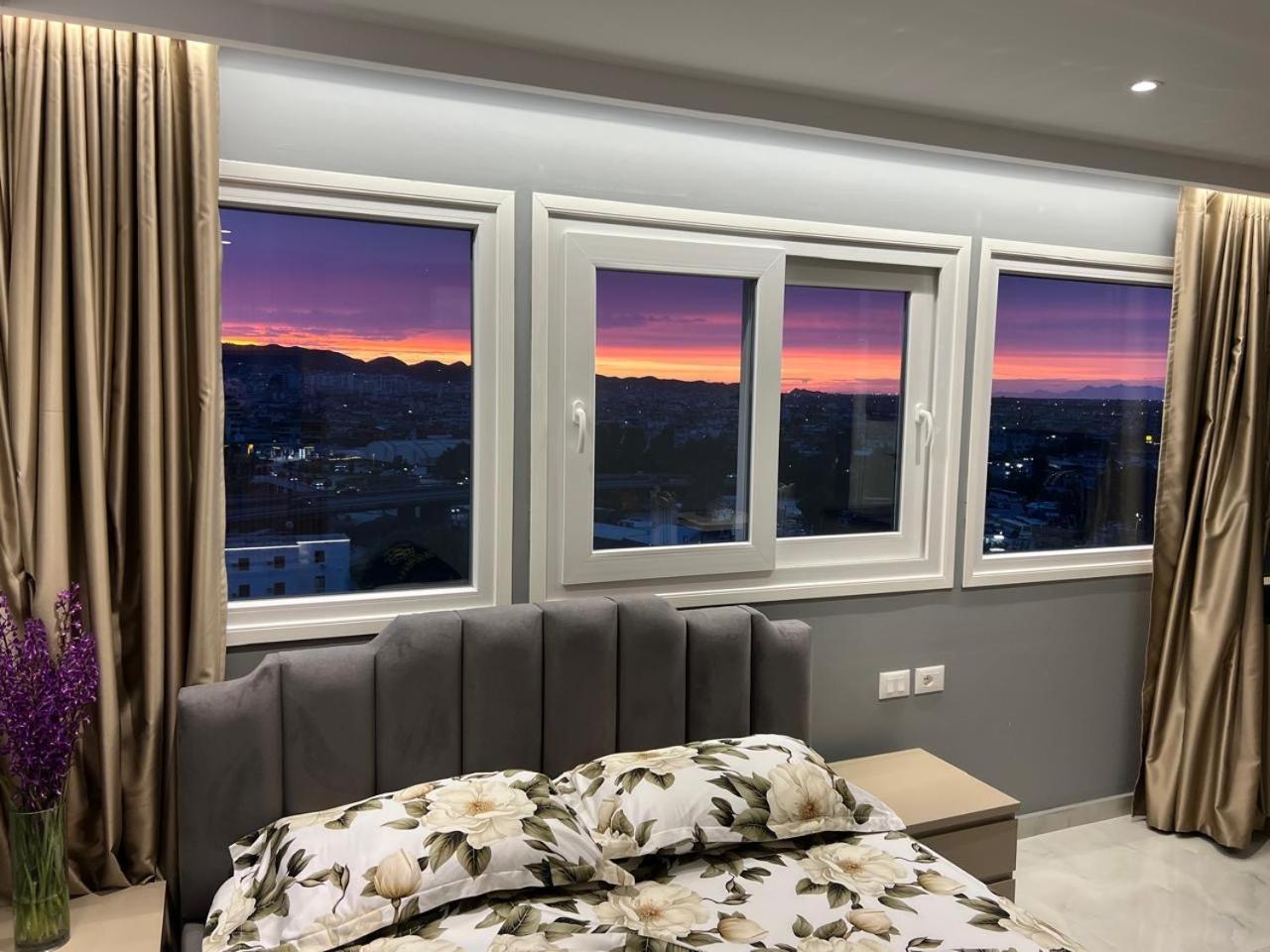 Eri Apartment *